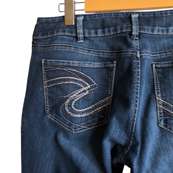 Silver Jeans Suki Size 34 HEMMED Dark Wash Flare Denim - Picture 7 of 13